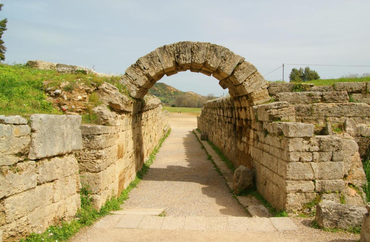 Central Guest Room Ancient Olympia Exterior foto